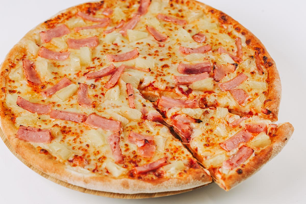 Ananás na pizza